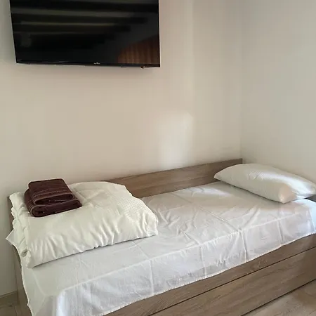Casa de hóspedes сребърски рай Srebŭrna