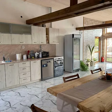 Гостевой дом сребърски рай